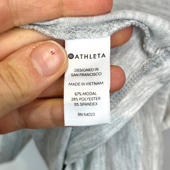 ATHLETA Size S Cloudlight Relaxed Asym Top 353951 Long Sleeve Crew Pullover Gray - Picture 8 of 10